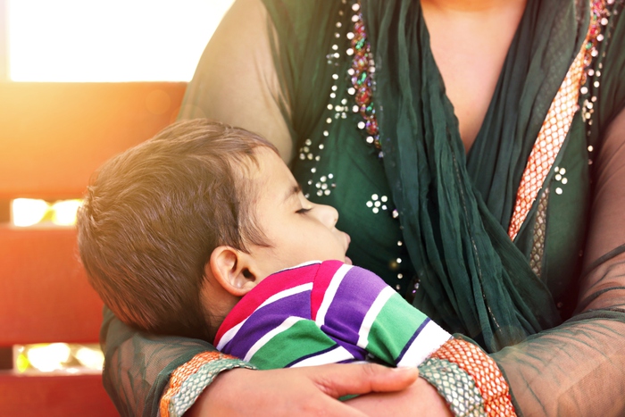 Addormentarsi cullati aiuta il sonno profondo e la memoria