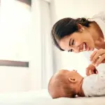 Aumentano mamme over 35 e obese in Europa, diminuisce mortalità bambini